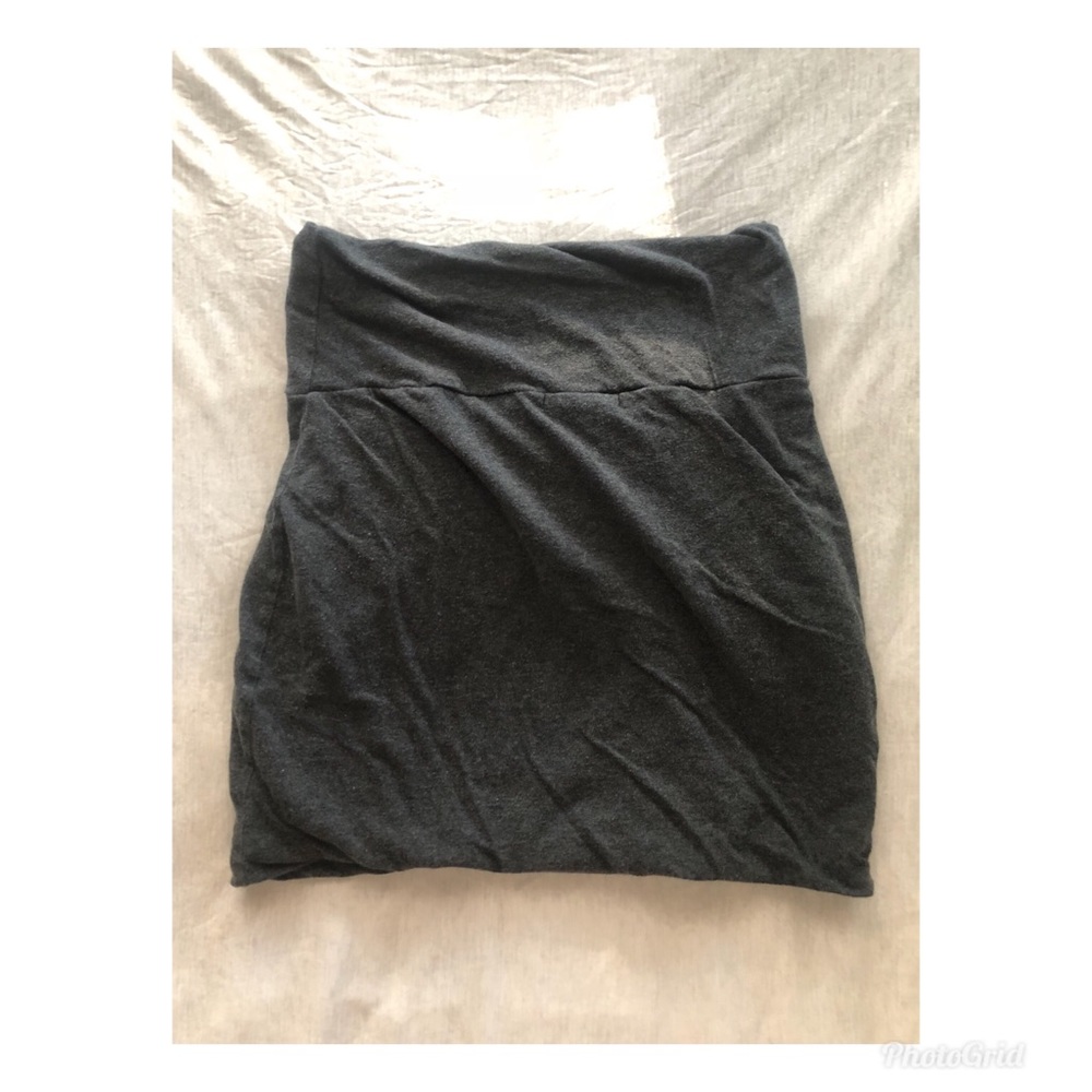 Grey skirt